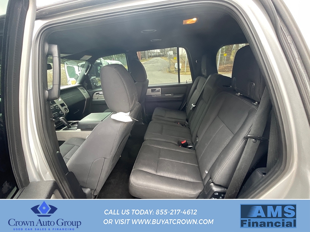 2017 Ford Expedition XLT's photo